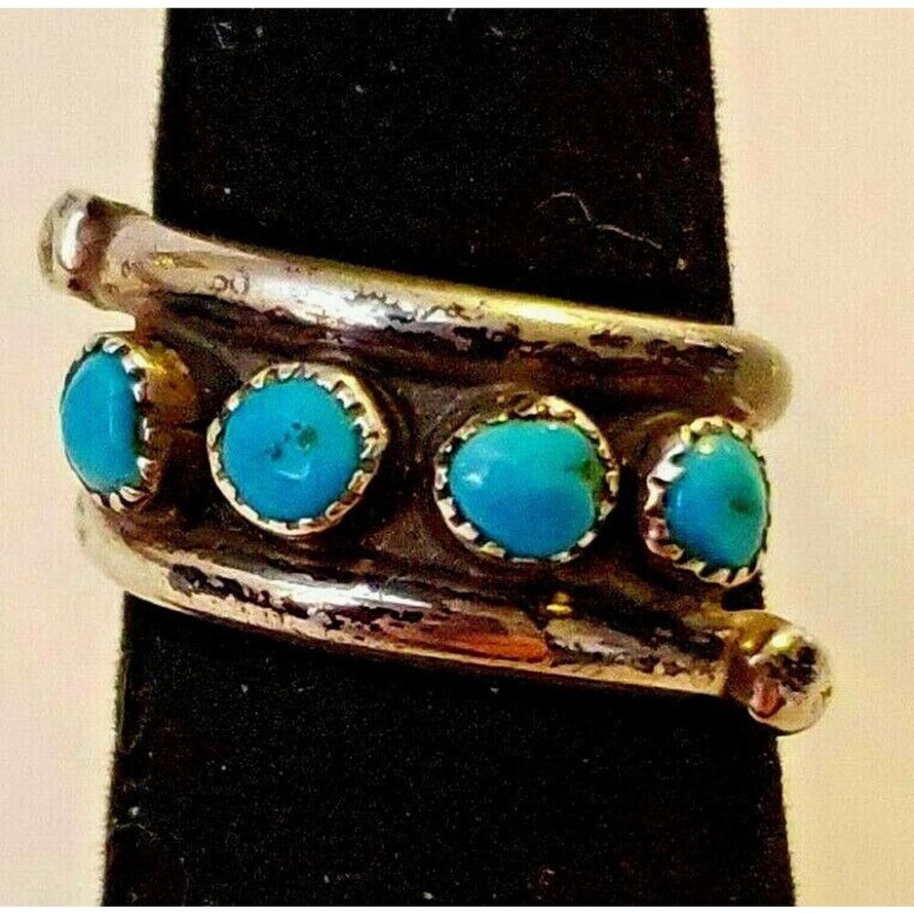 Native American Turquoise Sterling Silver ring sz 5.25    (NAR 1442)